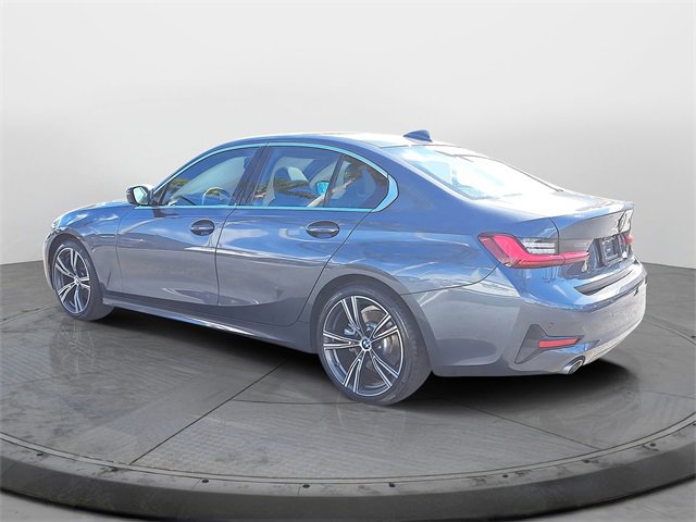 Used 2022 BMW 330i Sedan w/ Driving Assistance Package image 4