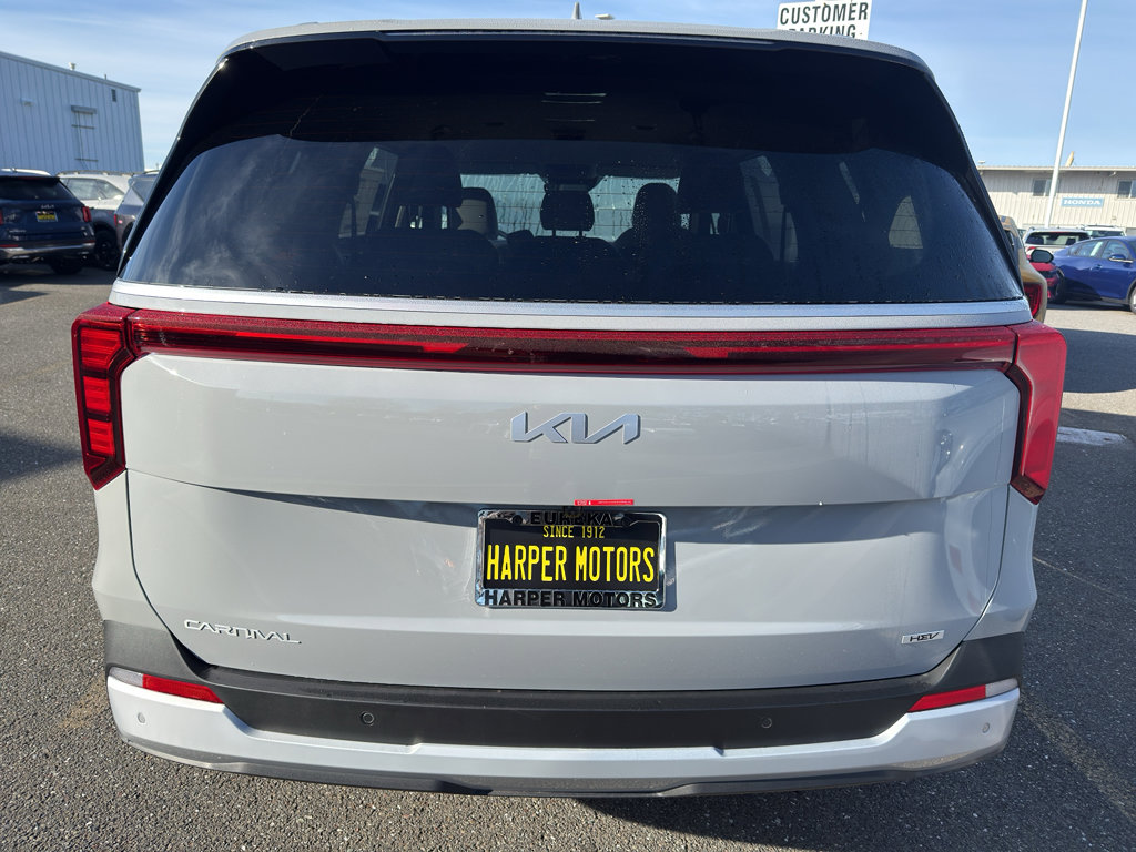 New 2026 Kia Carnival EX image 4