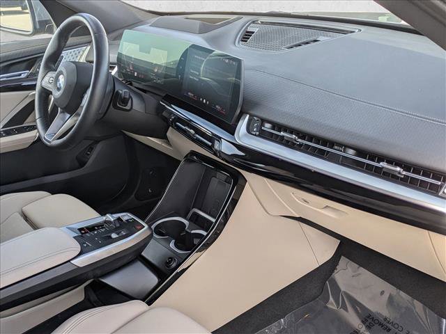 Used 2025 BMW X2 xDrive28i w/ Premium Package image 22