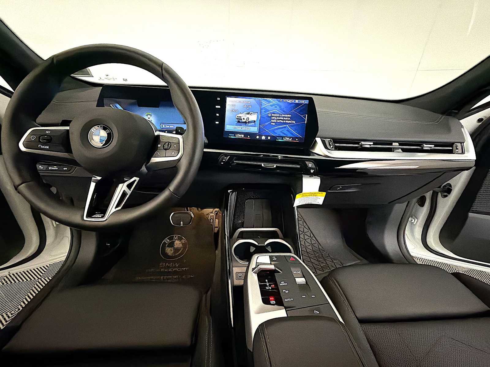 Used 2026 BMW X2 xDrive28i w/ M Sport Package AWD/4WD image 16