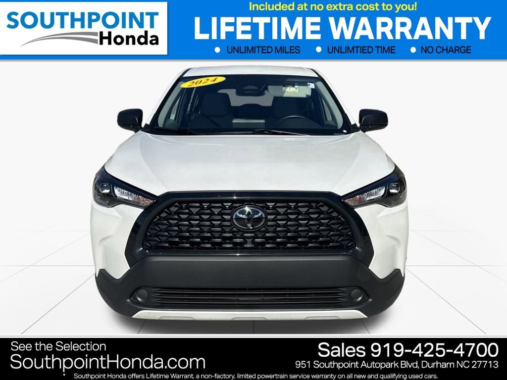 Used 2024 Toyota Corolla Cross L image 2