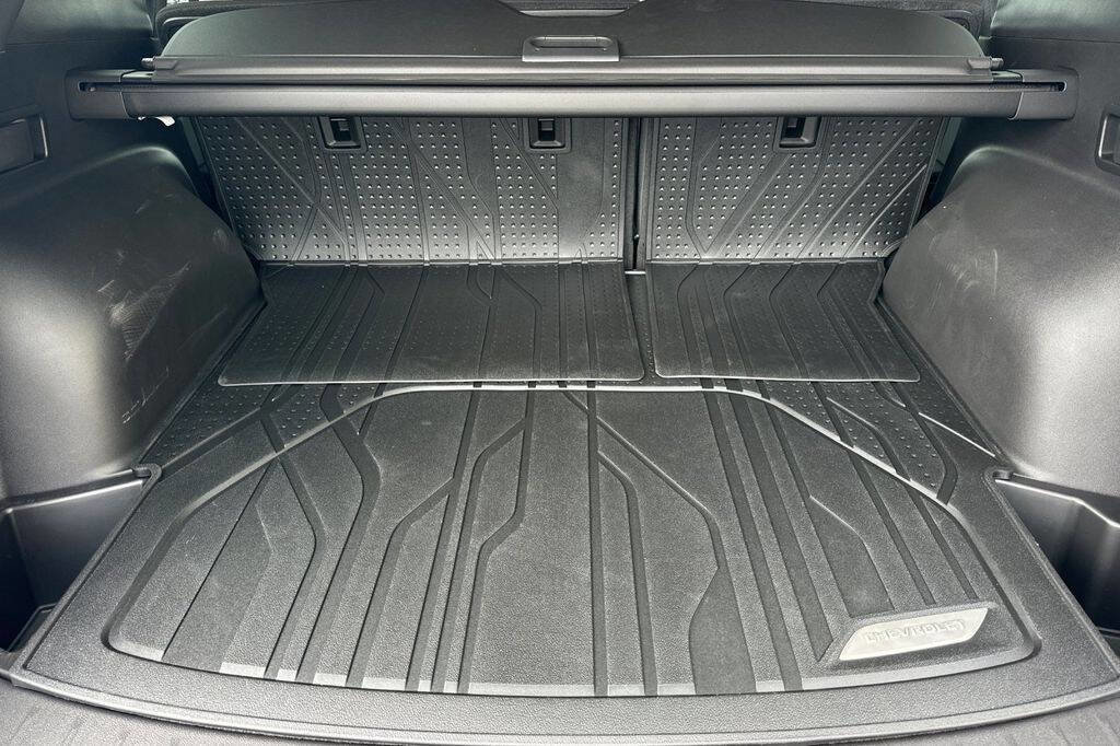 New 2025 Chevrolet Blazer LT w/ Midnight/Sport Edition image 16