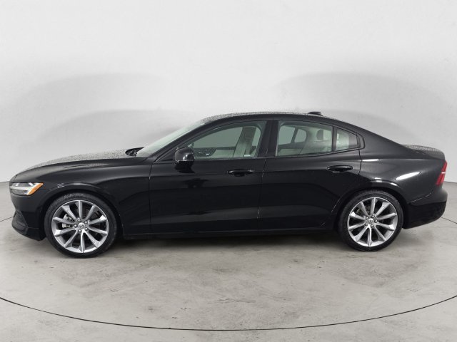 Used 2019 Volvo S60 T5 Momentum FWD image 8