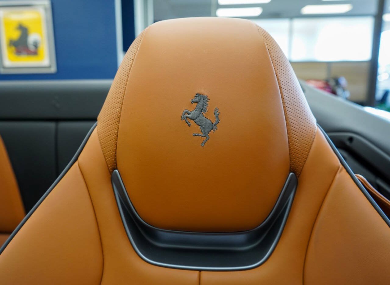 Used 2019 Ferrari Portofino RWD image 72