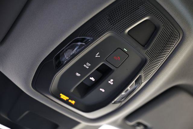 Certified 2025 Audi Q5 Premium image 43