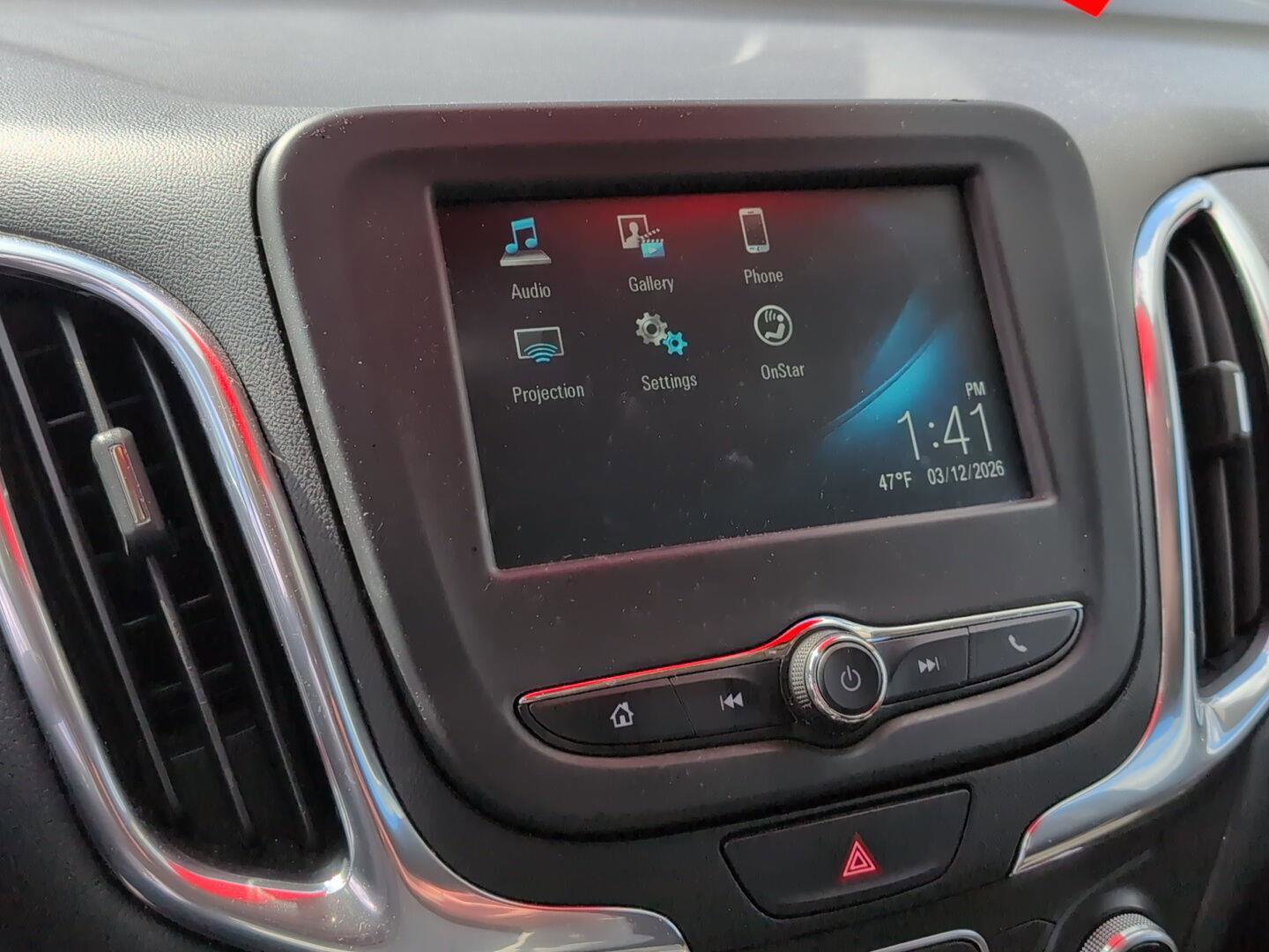 Used 2018 Chevrolet Equinox LT FWD image 28