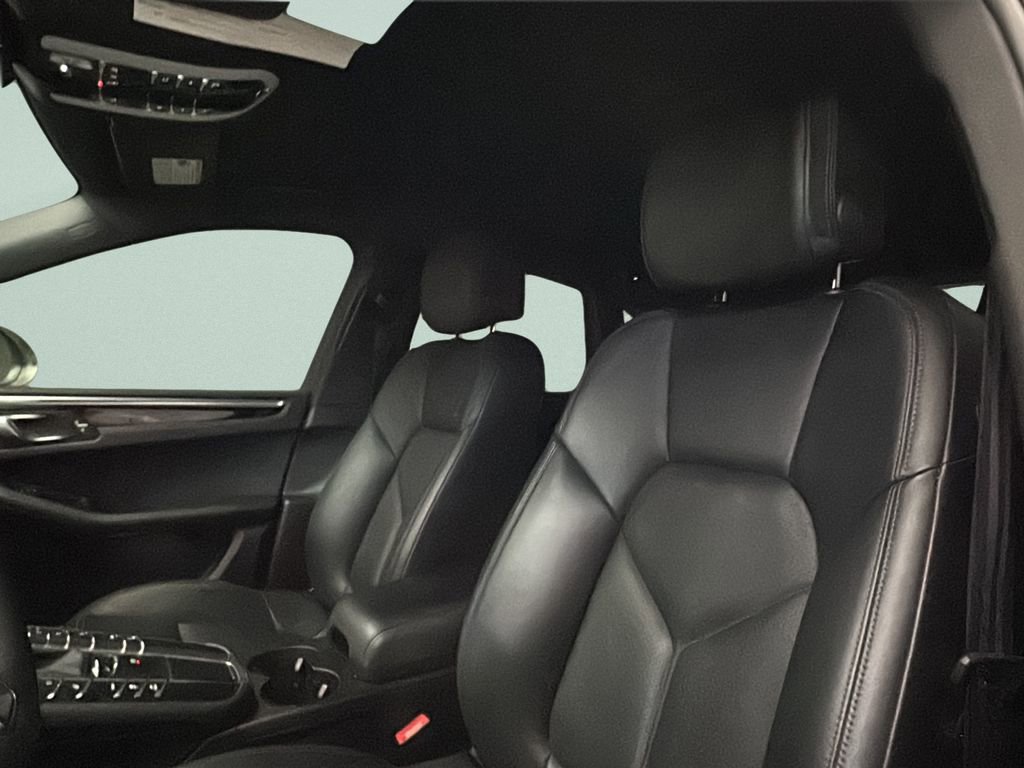 Used 2021 Porsche Macan S image 9
