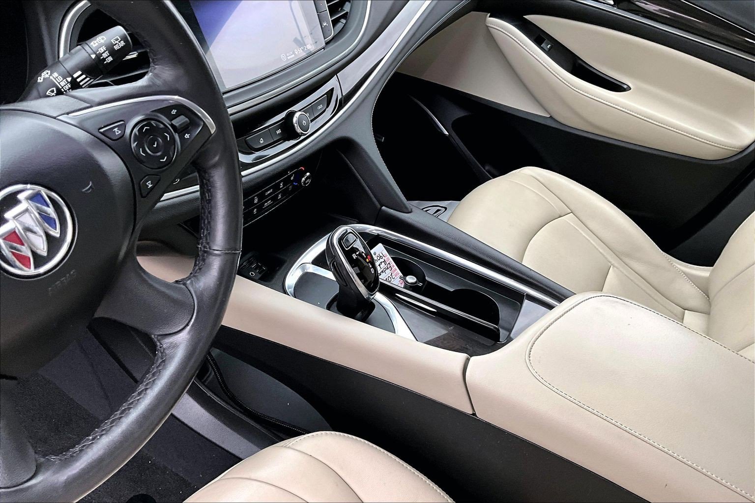 Used 2020 Buick Enclave Premium w/ Sun and Sites Package image 14