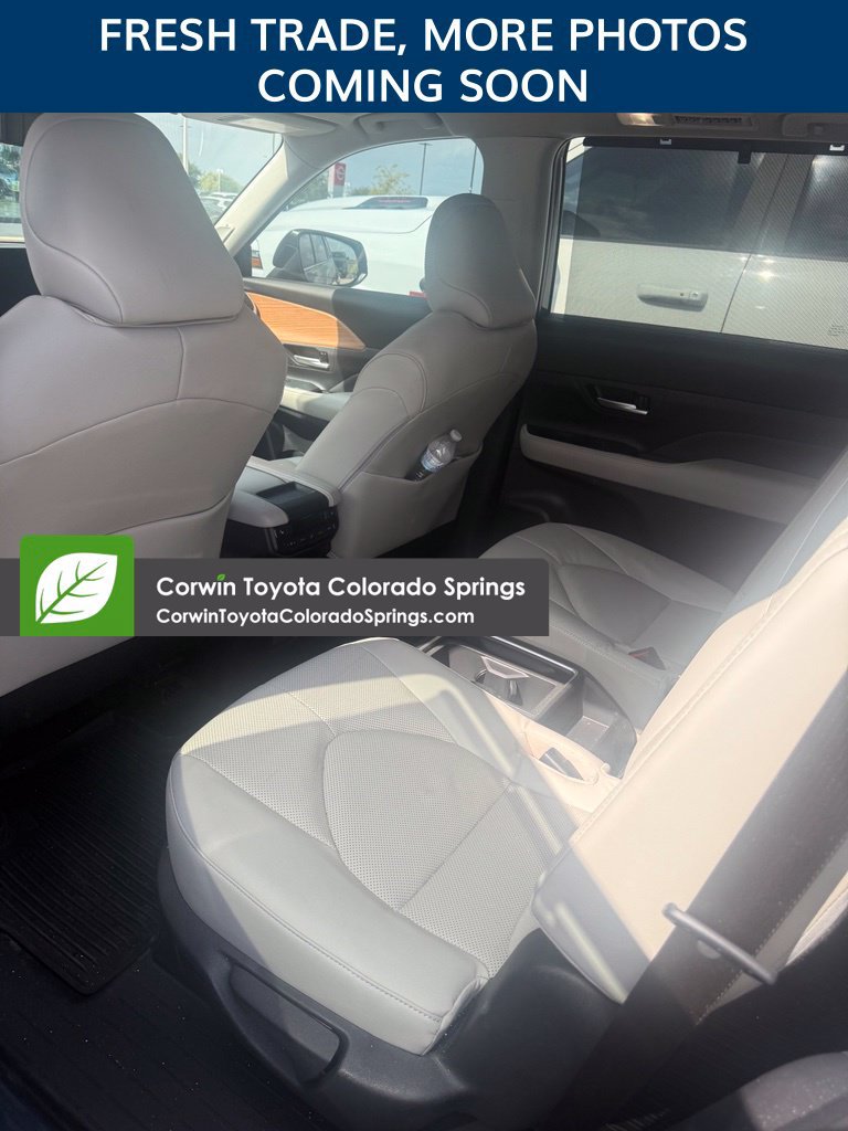 Used 2026 Toyota Grand Highlander AWD image 6