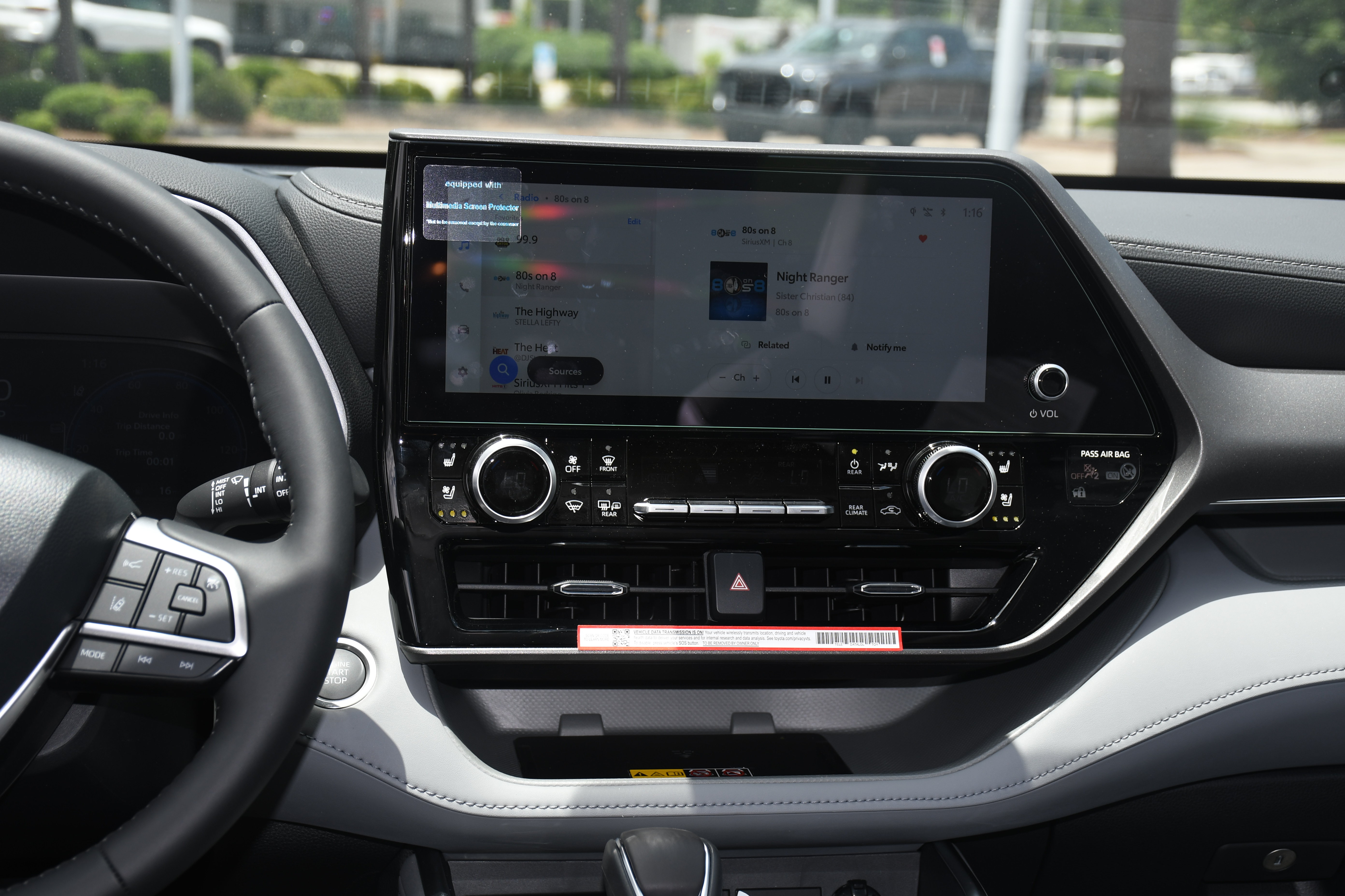 New 2026 Toyota Highlander Limited AWD/4WD image 9