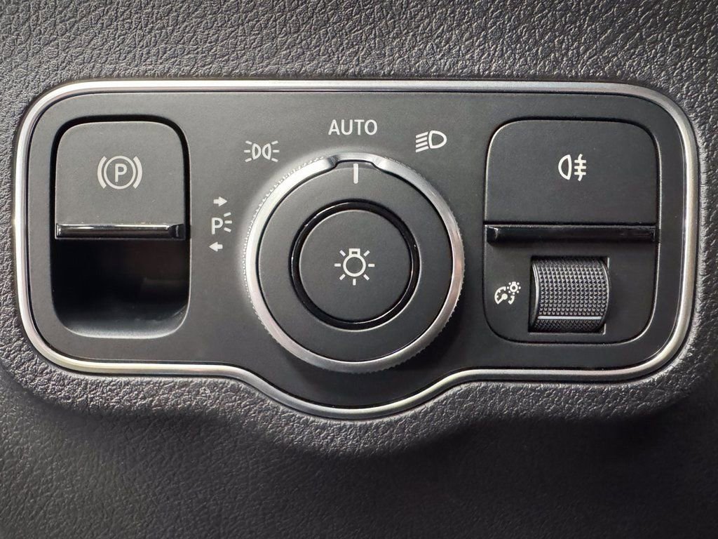 Certified 2024 Mercedes-Benz EQB 300 4MATIC w/ Winter Package image 10