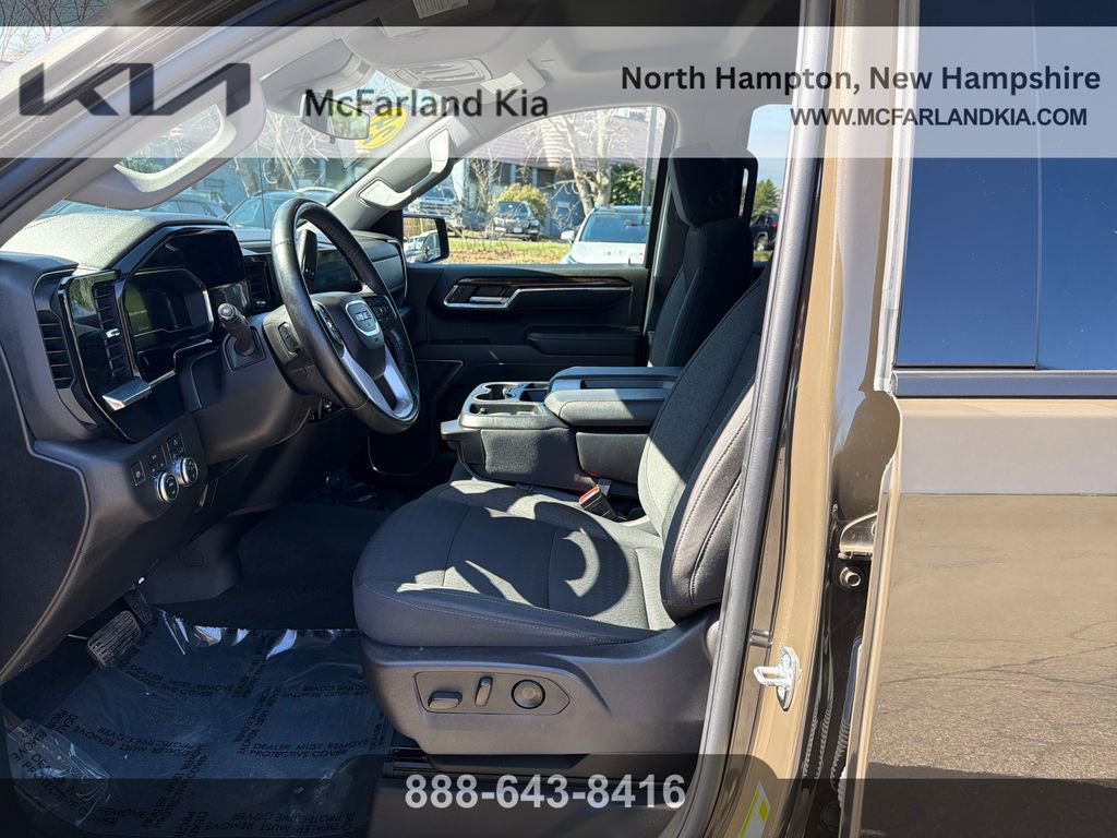Used 2024 GMC Sierra 1500 Elevation AWD/4WD image 10