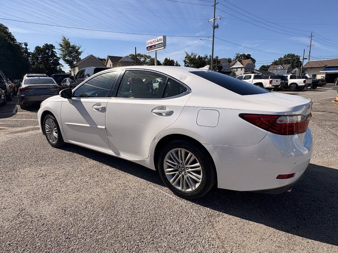 Used 2014 Lexus ES 350 w/ Luxury Package FWD image 11