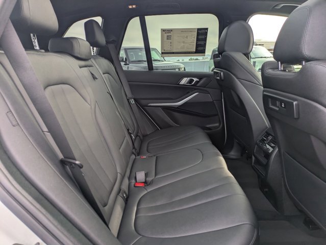 Used 2022 BMW X5 sDrive40i w/ Parking Assistance Package RWD image 21