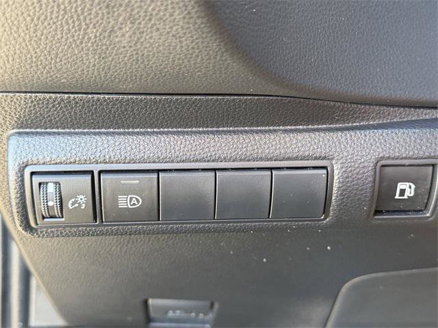 Certified 2024 Toyota Corolla LE image 18