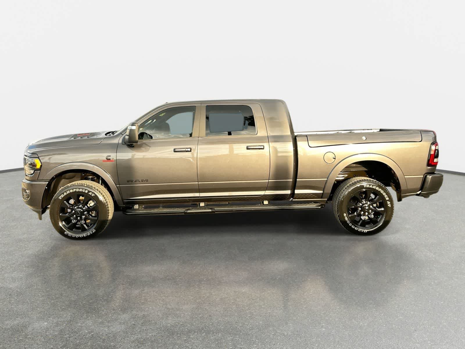 Used 2024 RAM 2500 Limited AWD/4WD image 4
