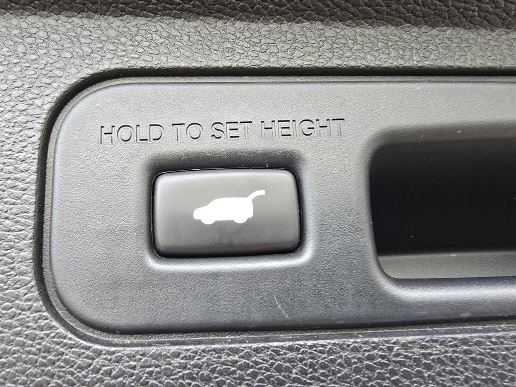 Used 2020 Honda Odyssey Elite image 18