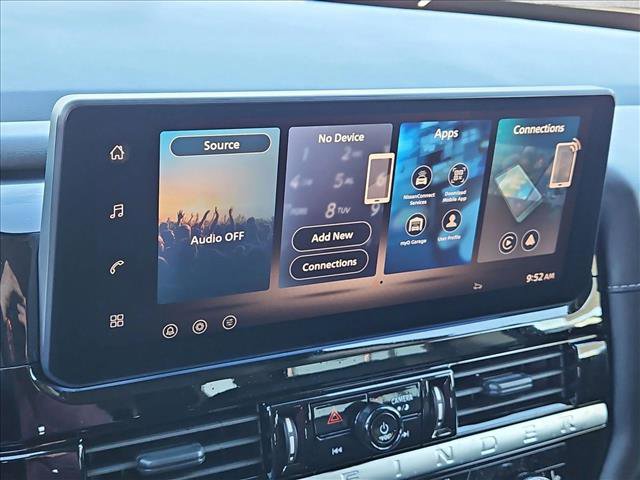 New 2026 Nissan Pathfinder SL image 14