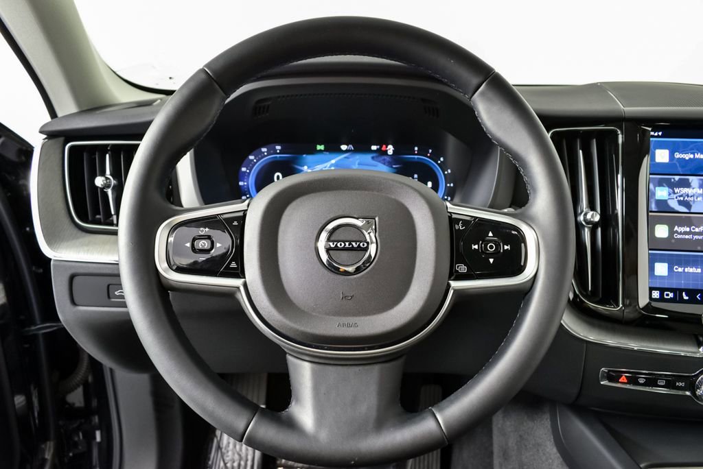 Certified 2025 Volvo XC60 B5 Plus image 10