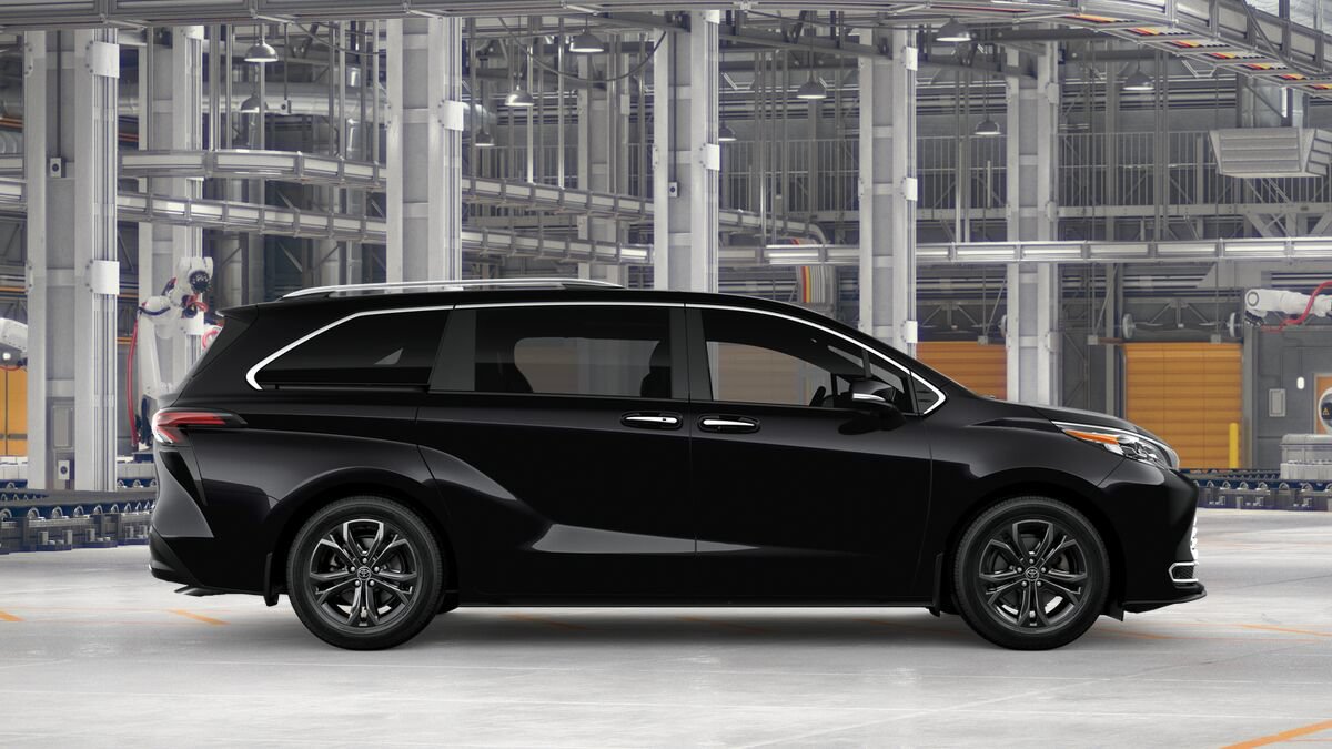 New 2026 Toyota Sienna Platinum AWD/4WD image 12