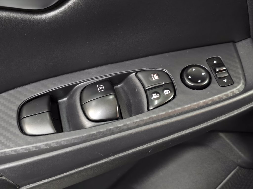 Used 2023 Nissan Sentra SV FWD image 22