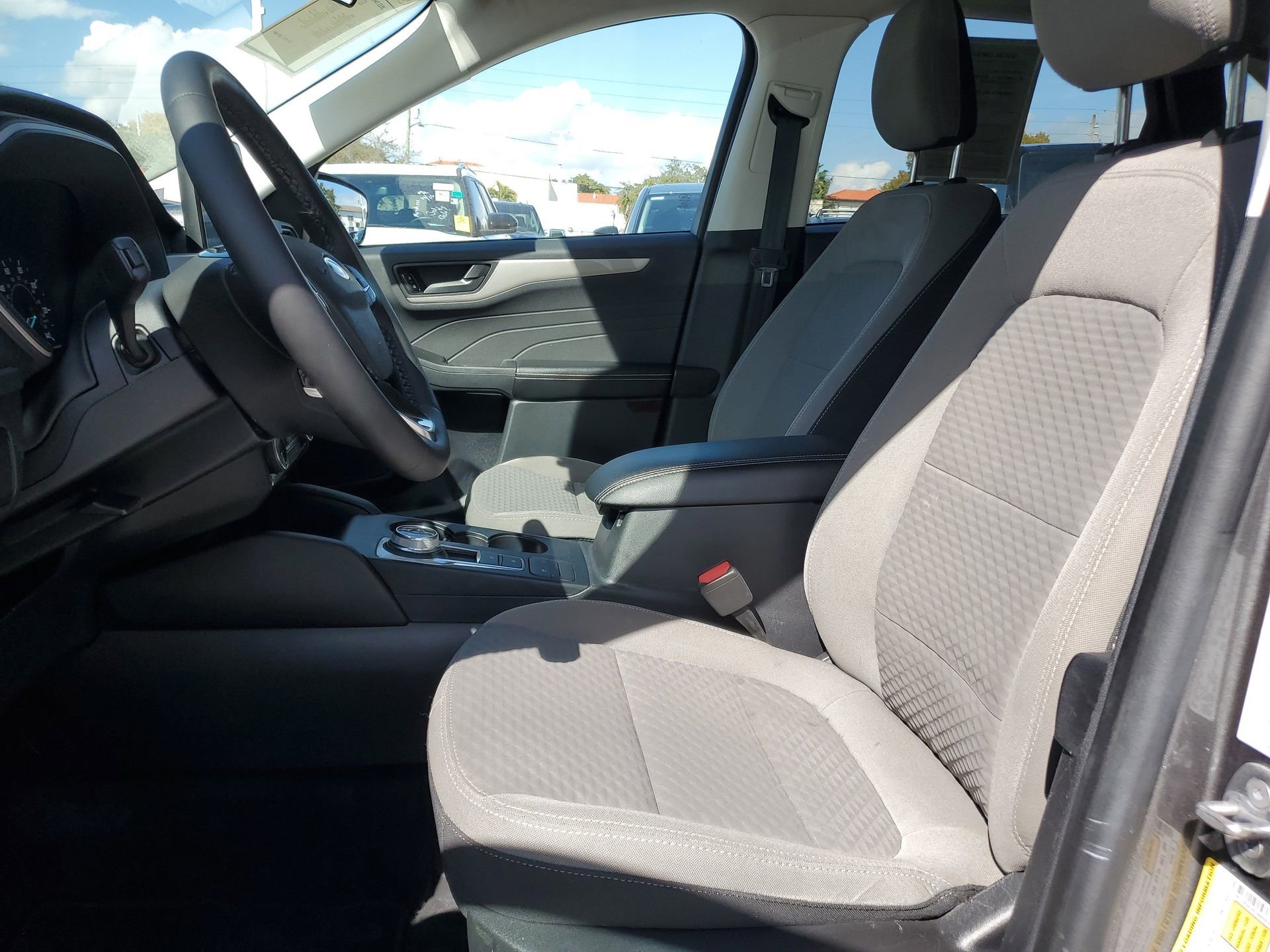 Used 2022 Ford Escape SE w/ Convenience Package image 20
