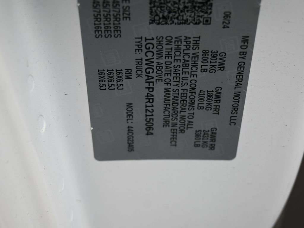 Used 2024 Chevrolet Express 2500 w/ Driver Convenience Package image 16