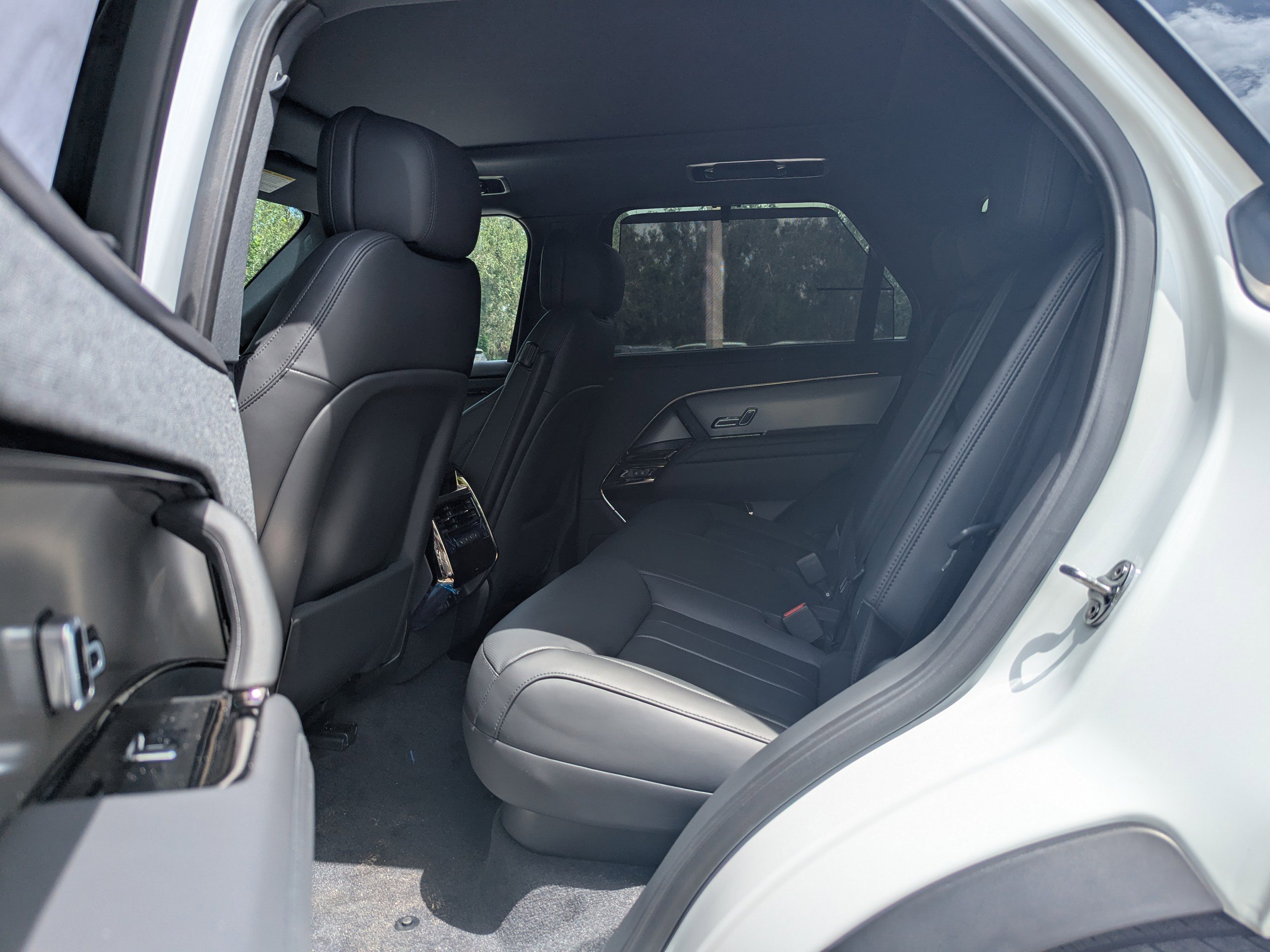 New 2025 Land Rover Range Rover Sport Dynamic SE image 17