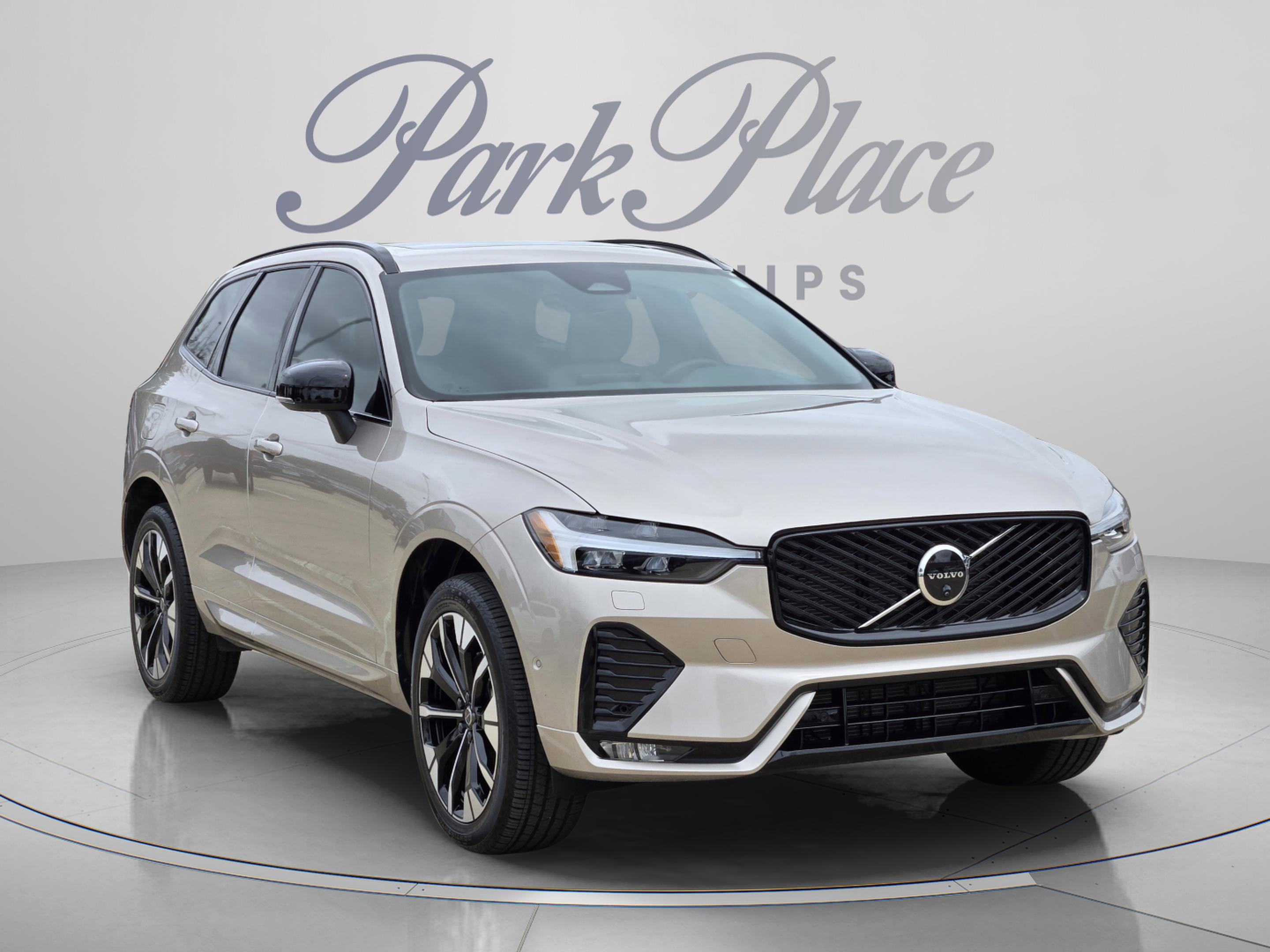 Used 2026 Volvo XC60 B5 Plus w/ Protection Package Premier AWD/4WD image 8