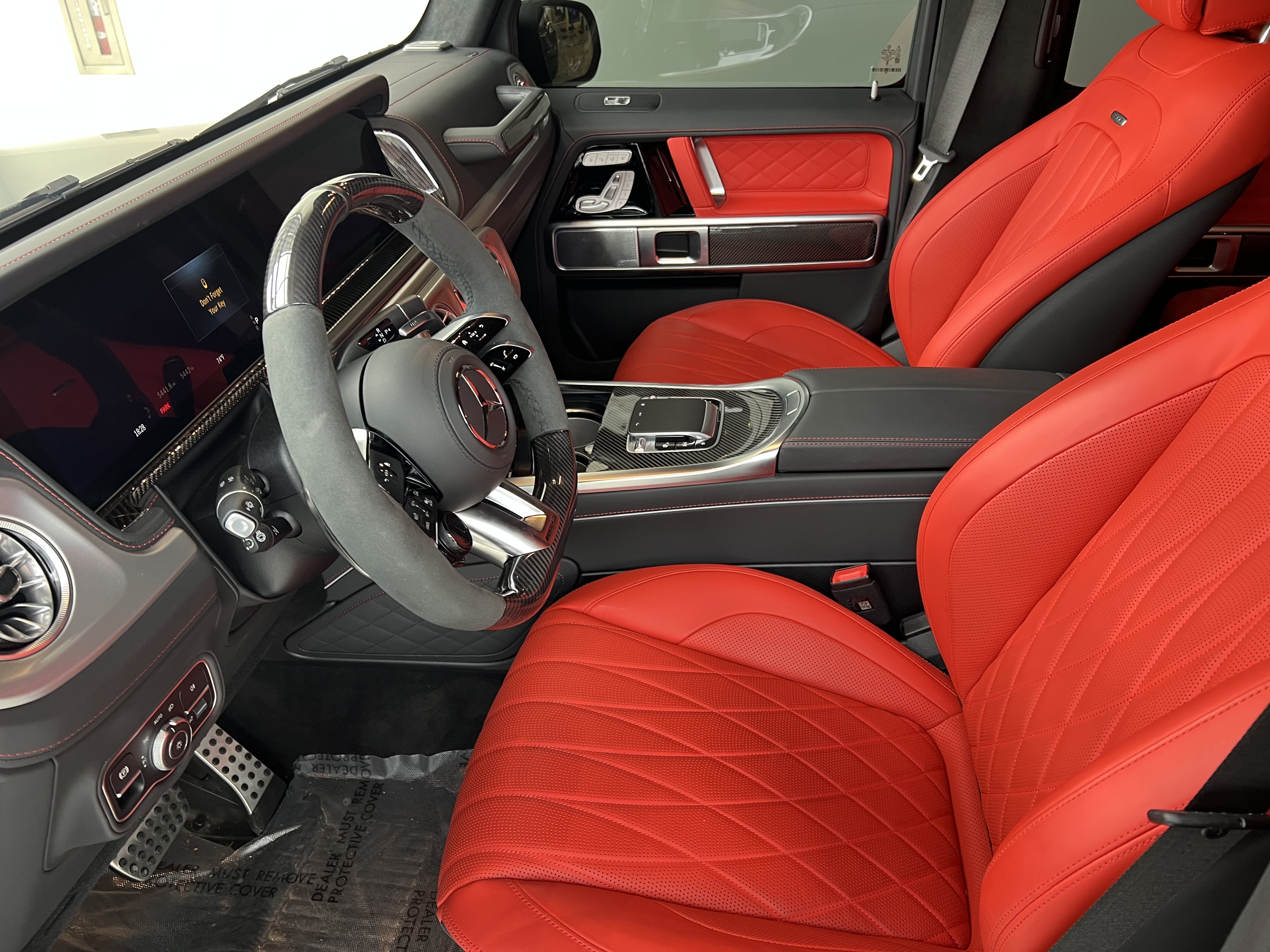 Used 2025 Mercedes-Benz G 63 AMG 4MATIC image 14