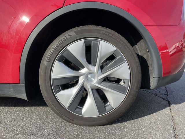 Used 2023 Tesla Model Y Long Range image 9