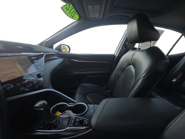 Certified 2020 Toyota Camry XLE w/ Sunroof Package FWD image 11