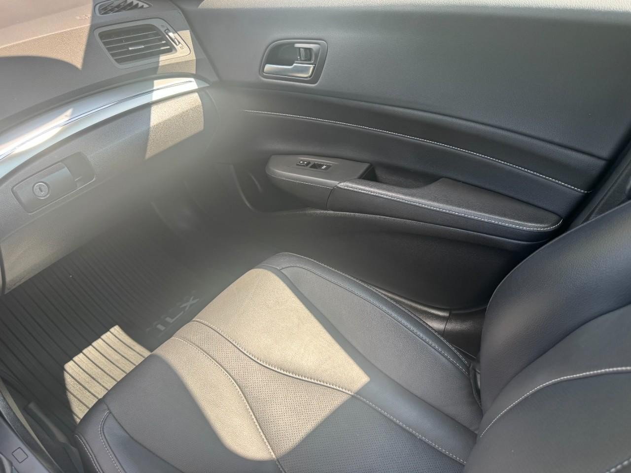 Used 2021 Acura ILX w/ Premium Package FWD image 17