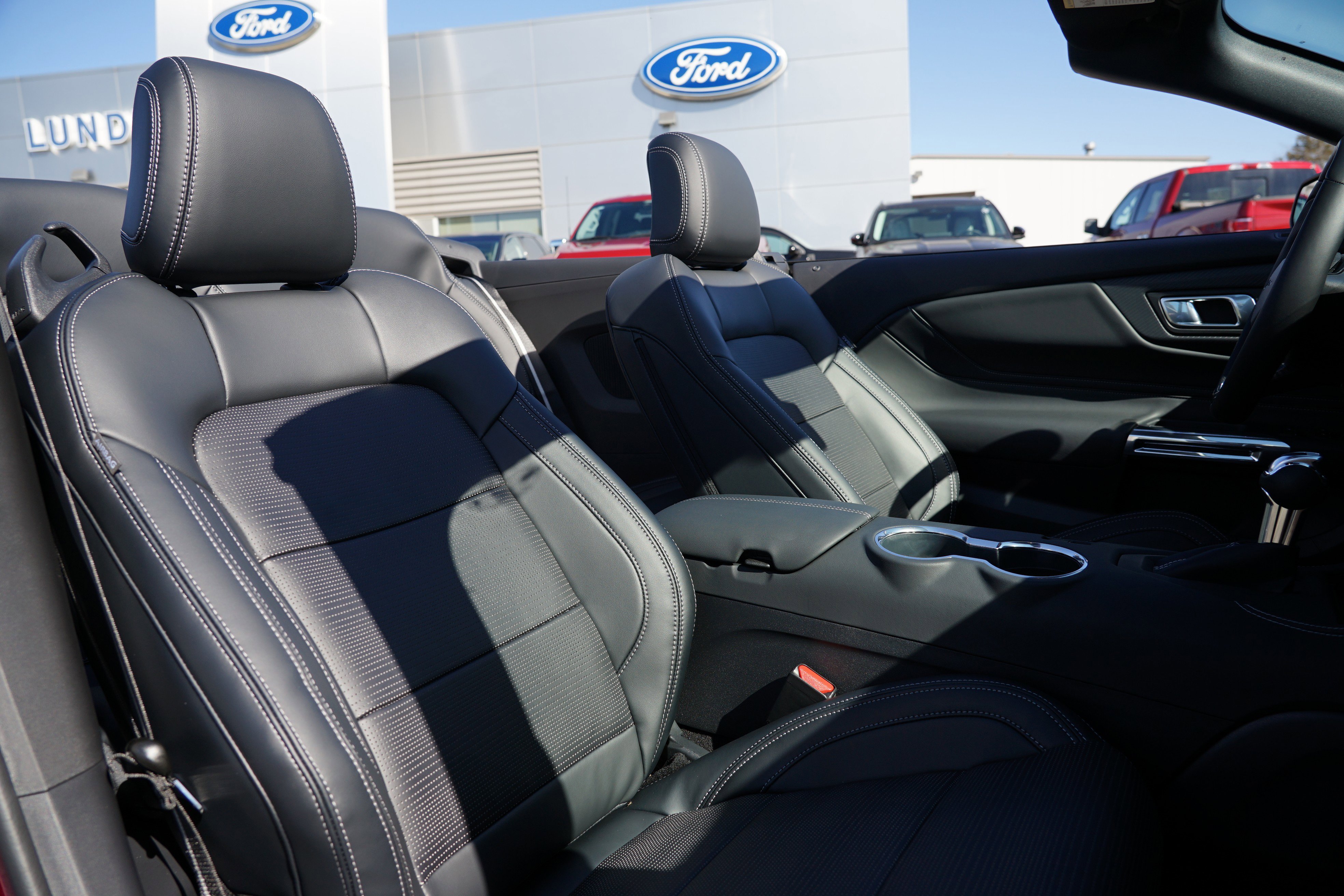 New 2025 Ford Mustang Premium RWD image 31