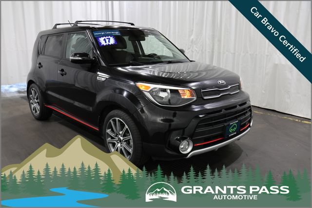 Used 2017 Kia Soul ! w/ Paint Protection Package FWD image 1