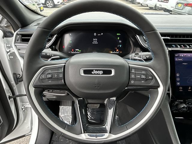 Used 2022 Jeep Grand Cherokee Trailhawk AWD/4WD image 21