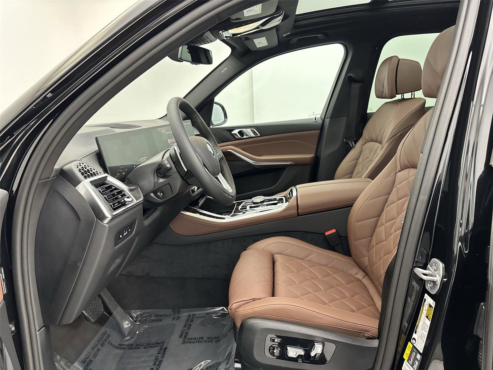 New 2026 BMW X5 xDrive50e w/ Climate Comfort Package image 25