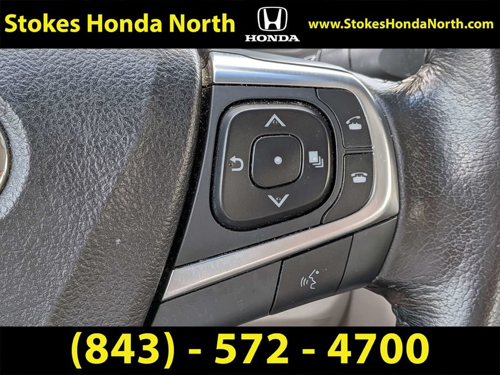 Used 2016 Toyota Camry XLE w/ Moonroof Package FWD image 31