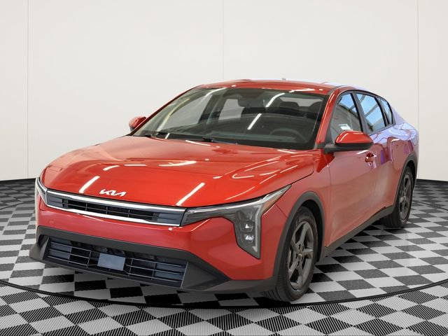 Used 2025 Kia K4 image 9