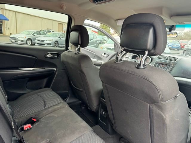 Used 2017 Dodge Journey SXT image 30