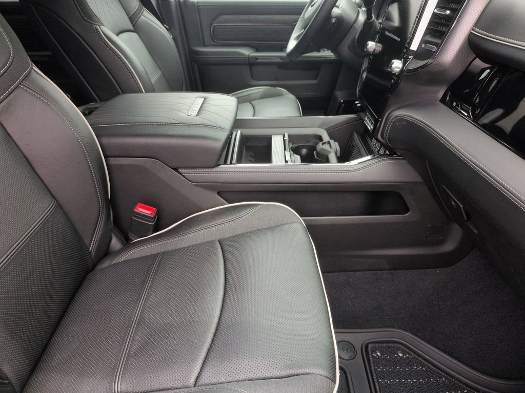 New 2026 RAM 3500 Limited AWD/4WD image 34