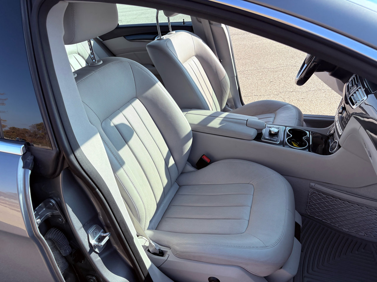 Used 2012 Mercedes-Benz CLS 550 image 26