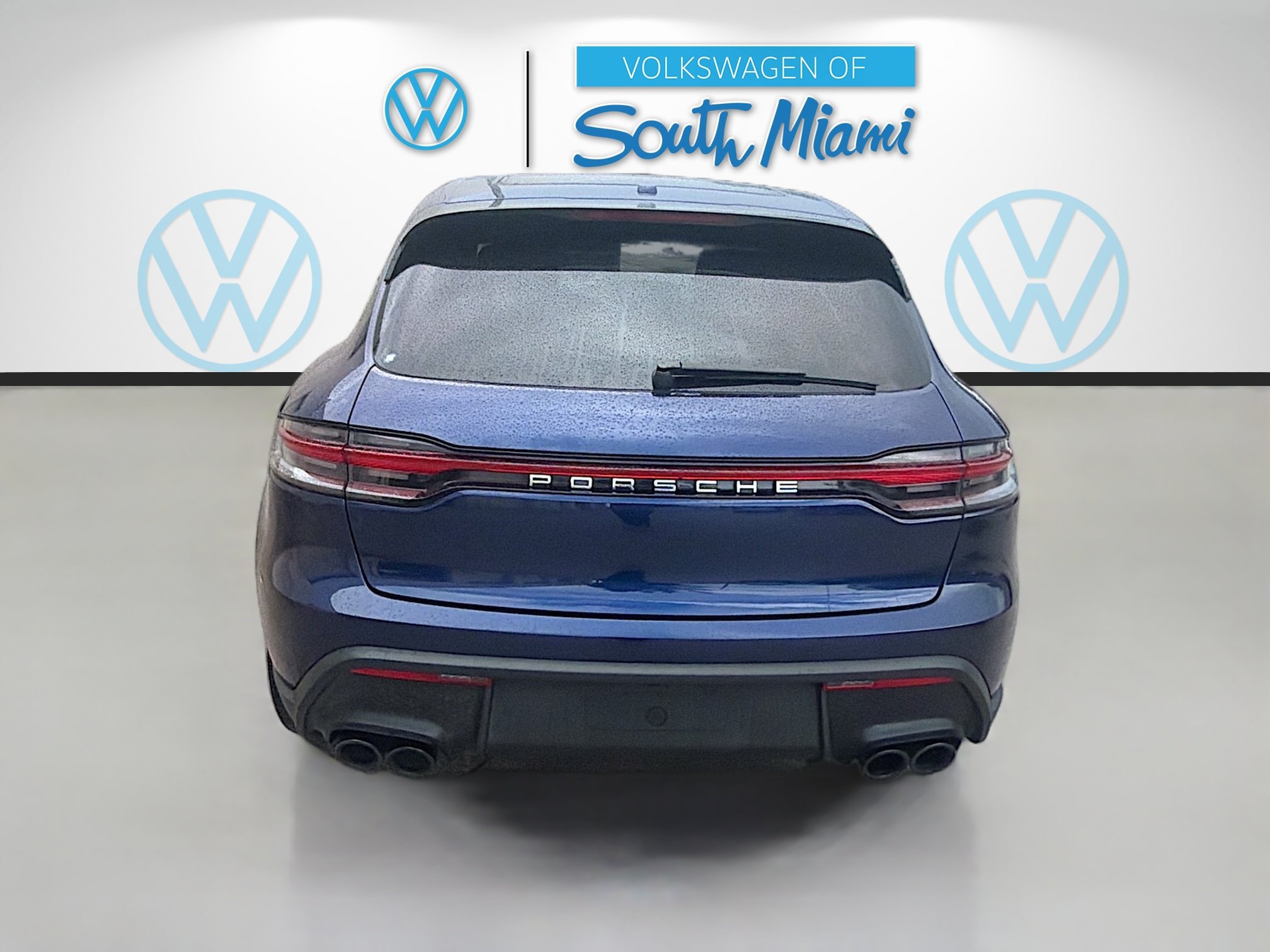 Used 2024 Porsche Macan w/ Premium Plus Package AWD/4WD image 6