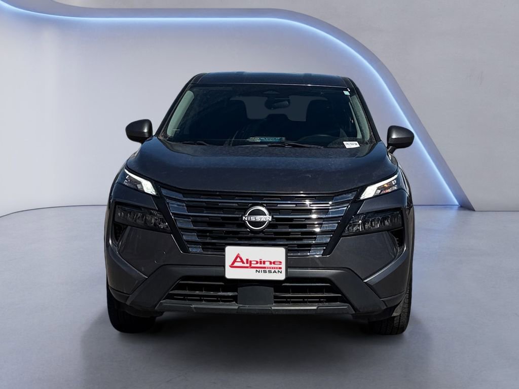 Used 2024 Nissan Rogue SV image 8