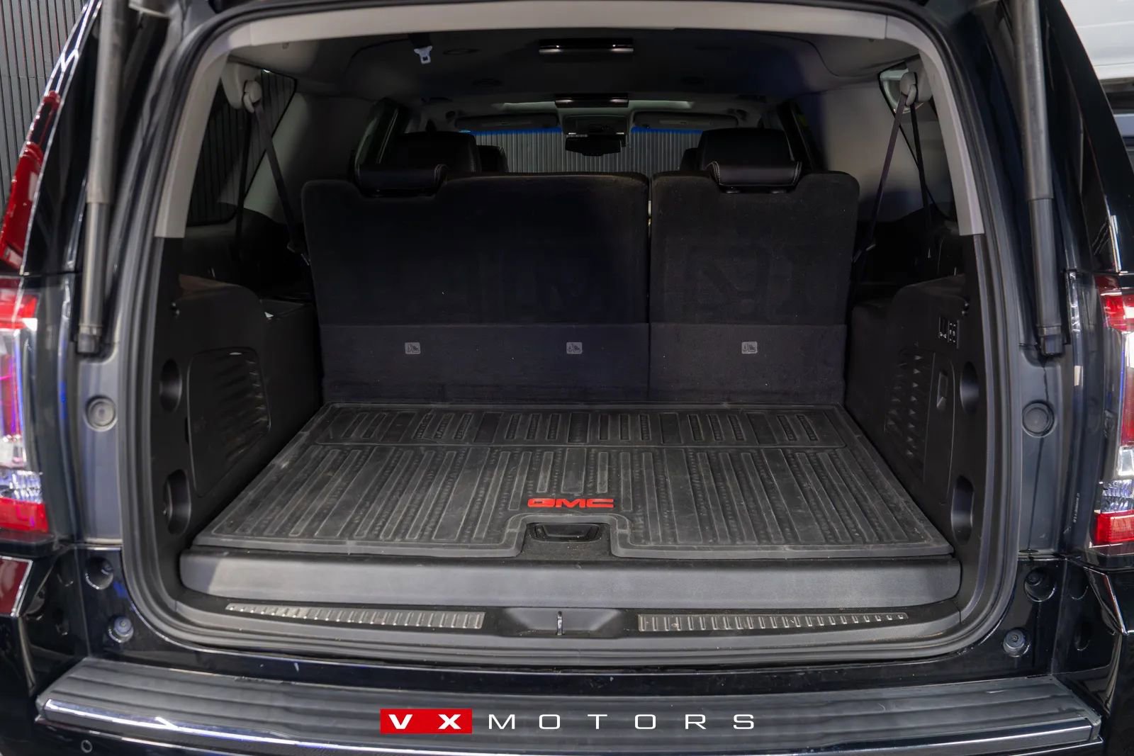 Used 2017 GMC Yukon XL Denali w/ Open Road Package image 20