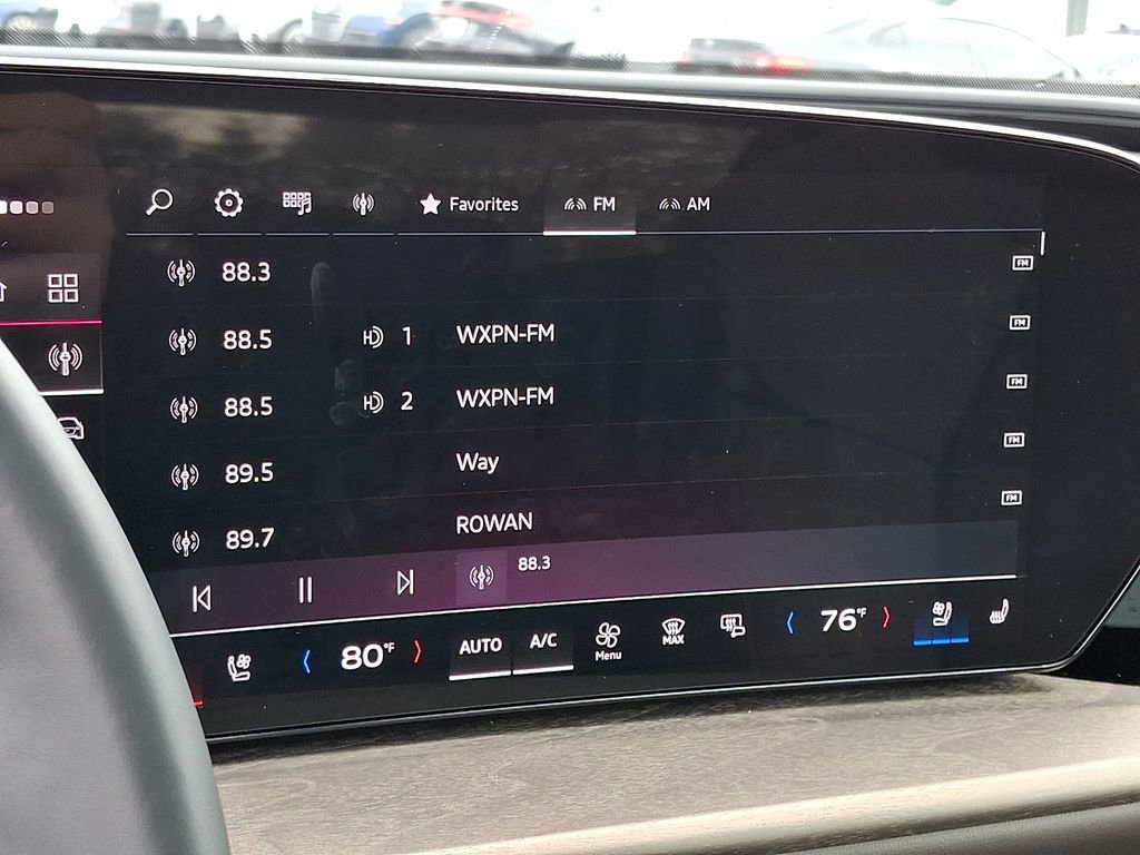 Certified 2025 Audi Q5 Premium Plus image 17