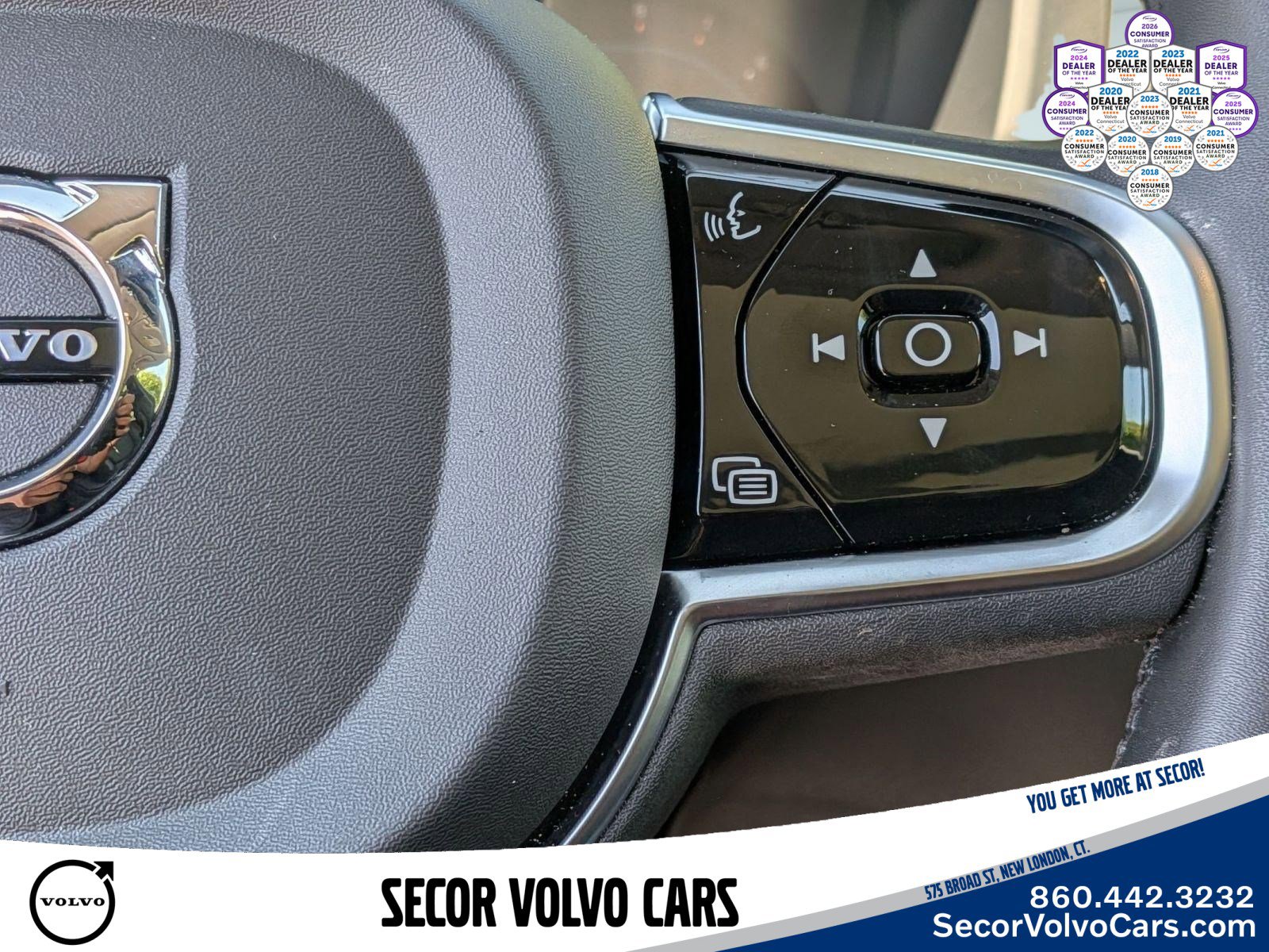 Used 2023 Volvo XC60 B6 Ultimate w/ Climate Package AWD/4WD image 21
