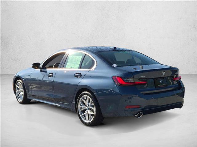 New 2026 BMW 330i xDrive Sedan w/ Premium Package AWD/4WD image 8