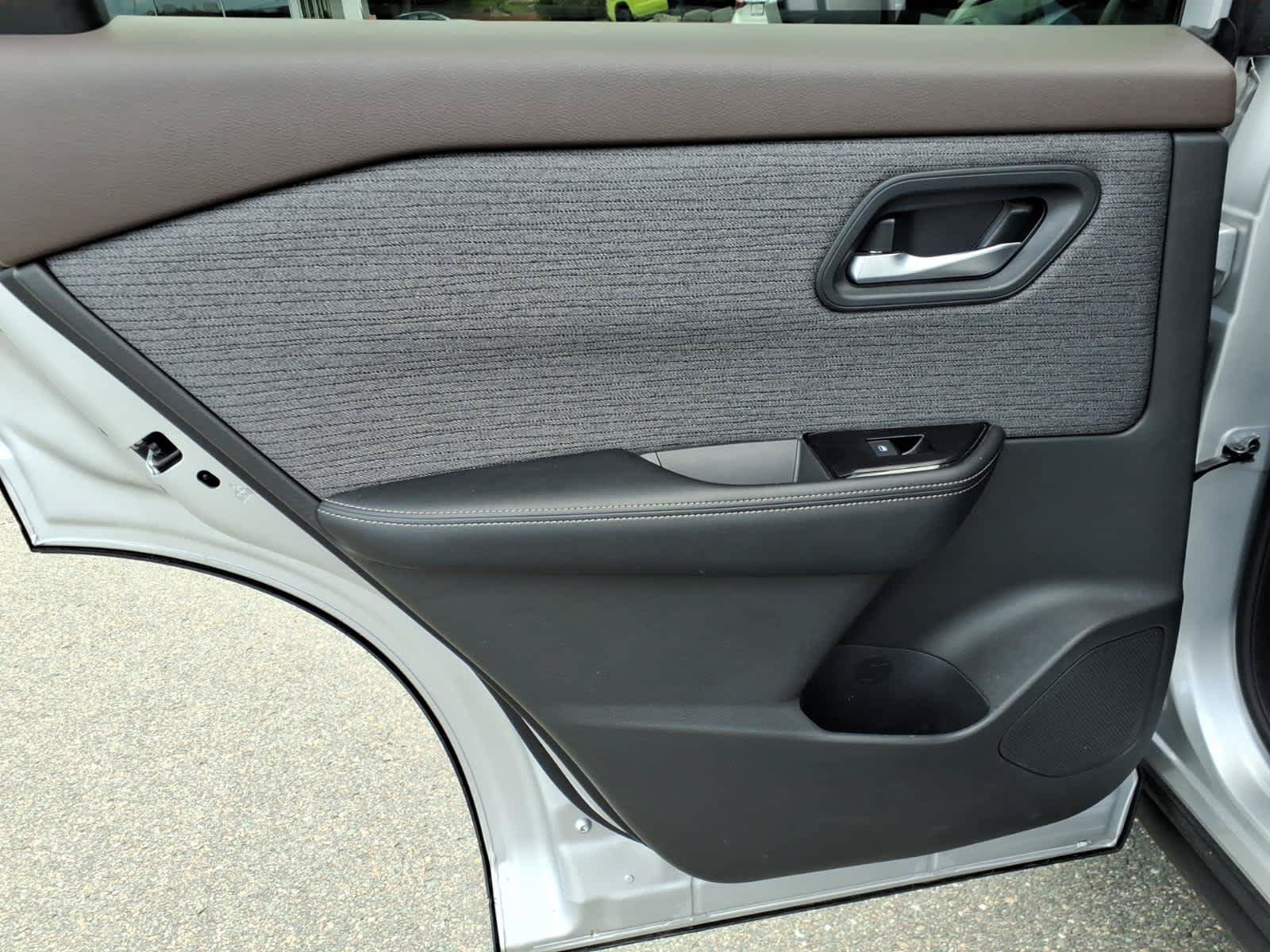 Certified 2023 Nissan Rogue SV AWD/4WD image 12