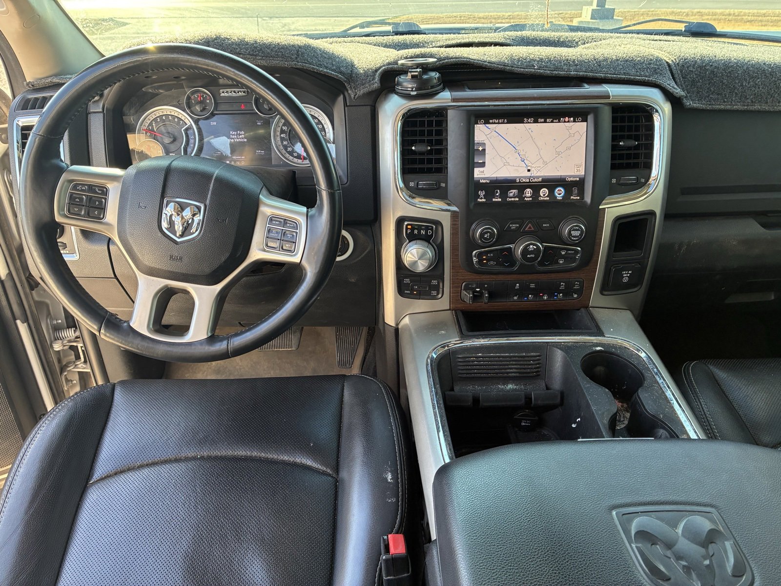 Used 2016 RAM 1500 Laramie w/ Convenience Group image 7